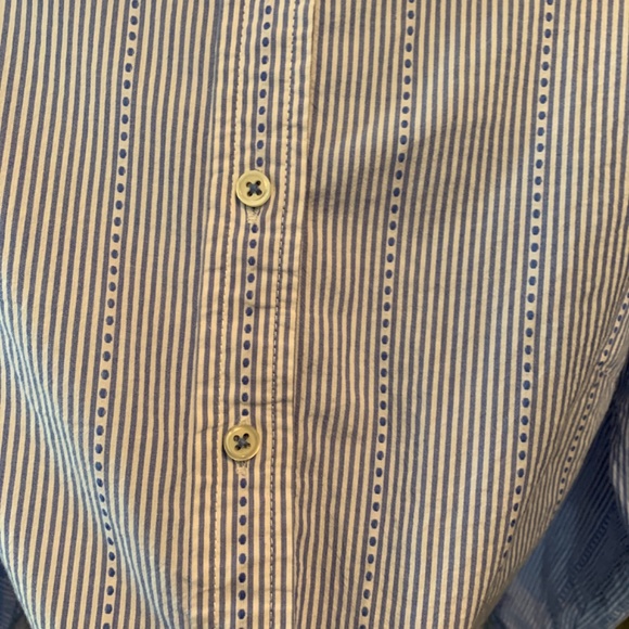 Talbots empire‎ dot shirt. Worn about 5x. Still in great shape - Picture 5 of 8
